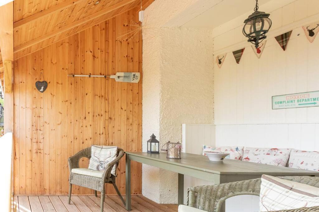 The Mews - A Cottage With A Spectacular Lake View Port Of Menteith Extérieur photo