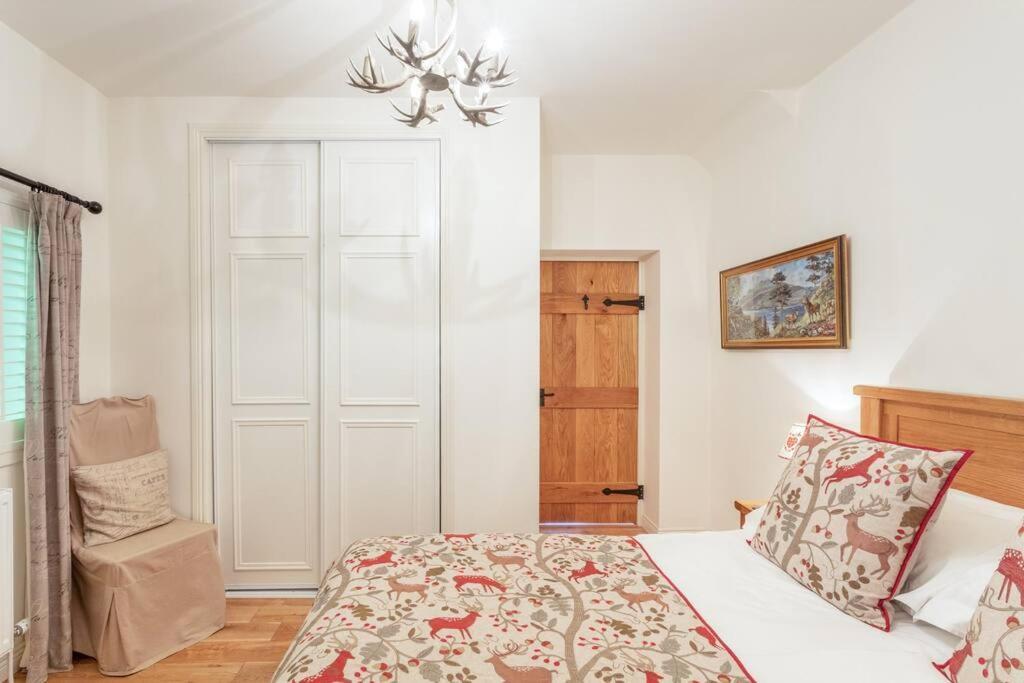 The Mews - A Cottage With A Spectacular Lake View Port Of Menteith Extérieur photo