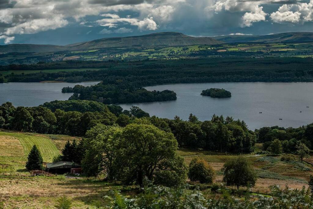The Mews - A Cottage With A Spectacular Lake View Port Of Menteith Extérieur photo